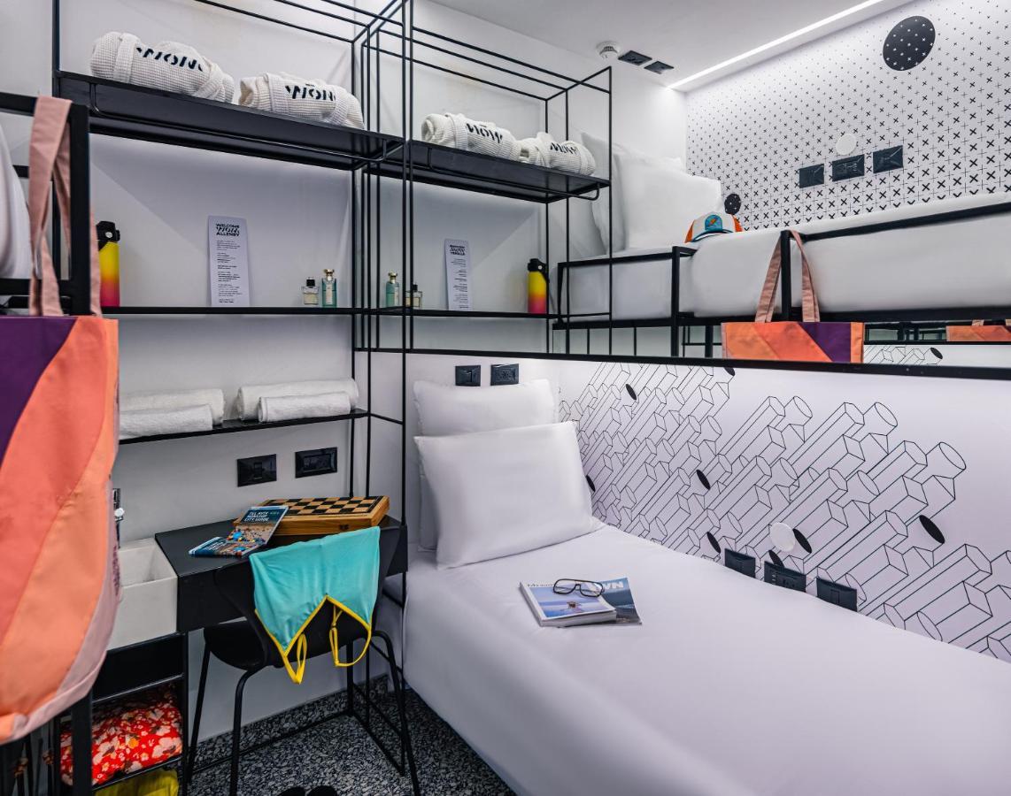 Wom Allenby Pod Hotel Тел Авив Екстериор снимка