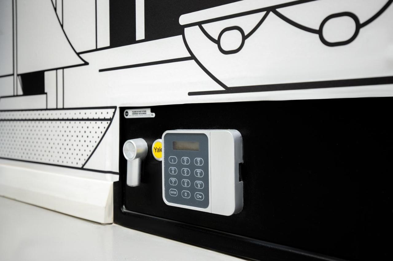 Wom Allenby Pod Hotel Тел Авив Екстериор снимка